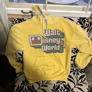 Disney World Disney Parks hooded sweatshirt sz small